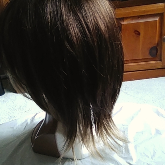 Ladies wig - Picture 16 of 16